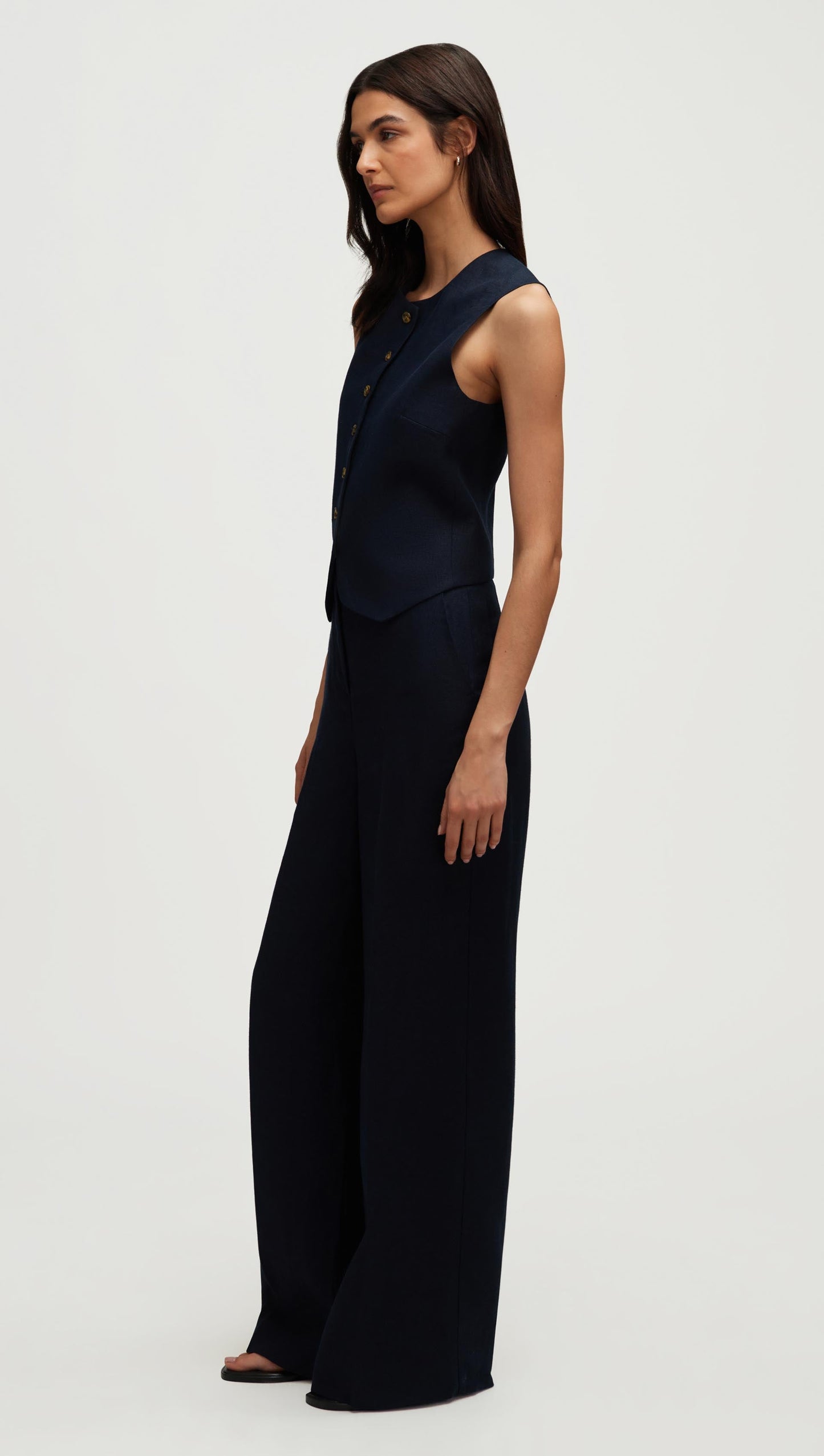 High-Neck Button Waistcoat in Basket Weave Linen | Midnight