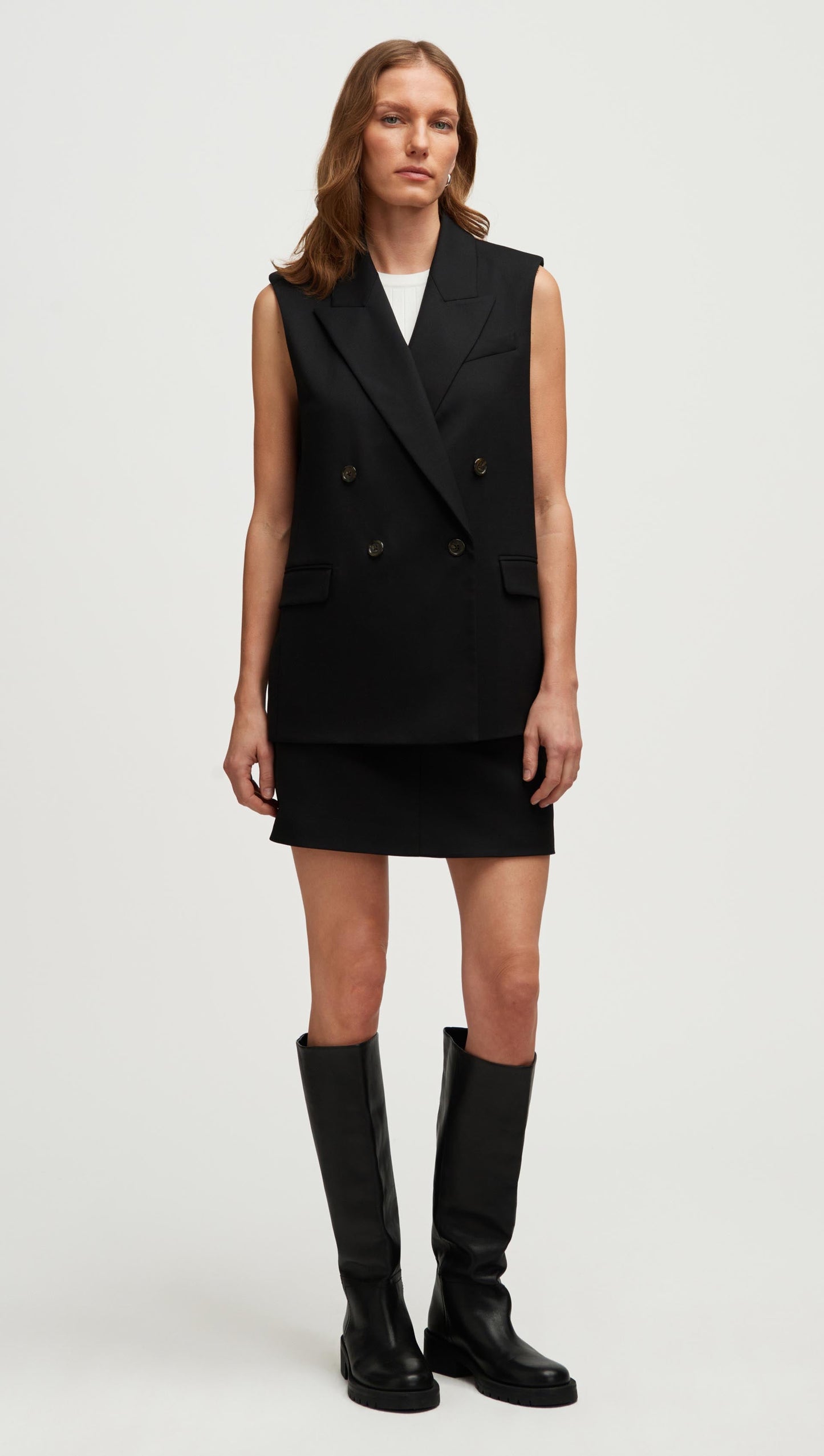 Mini Tailored Skirt in Seasonless Wool | Black