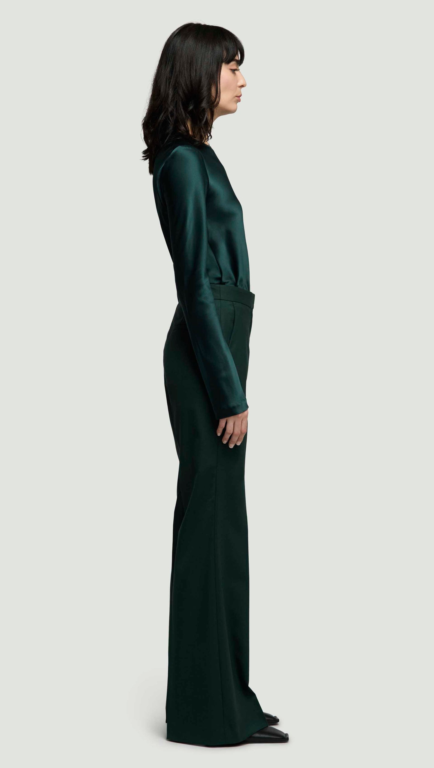 Tailored Flare Trouser in Seasonless Wool | Deep Forest
