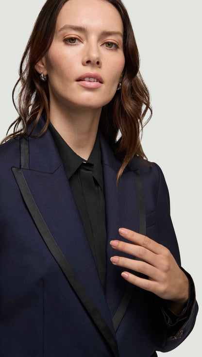Colorblocked Sculpted Blazer in Seasonless Wool | Midnight/Black
