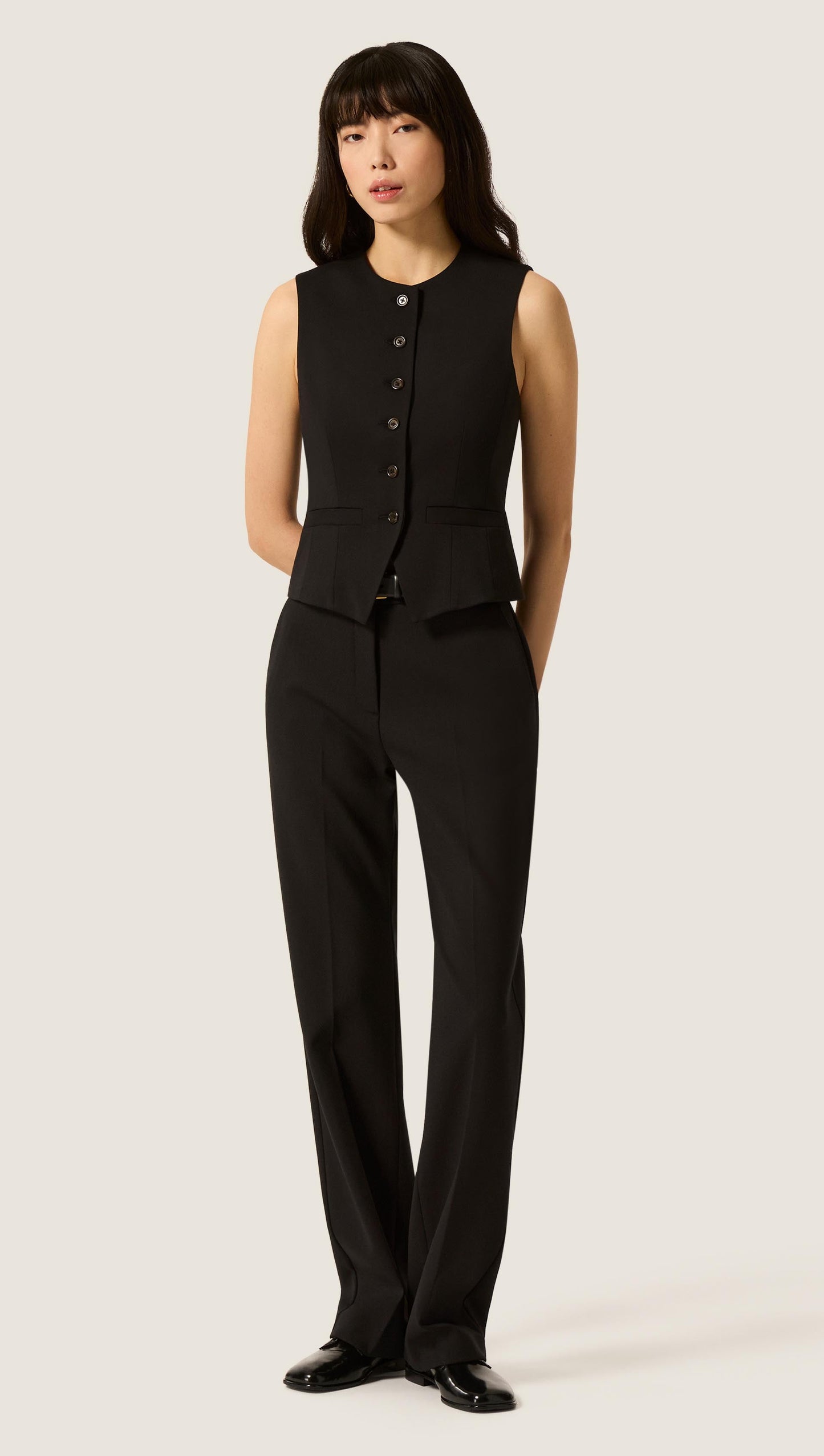 Cutaway Vest in Seasonless Wool | Black