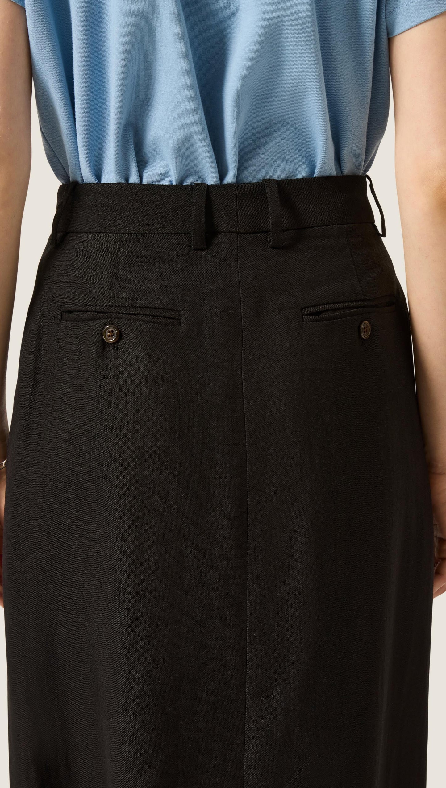 Tailored Skirt in Viscose Linen | Black