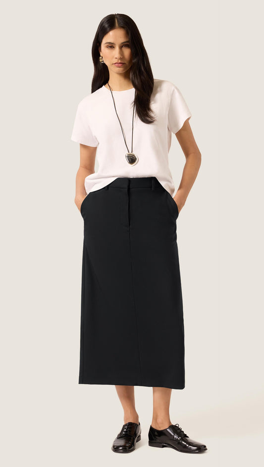 Pencil Skirt in Seasonless Wool | Black