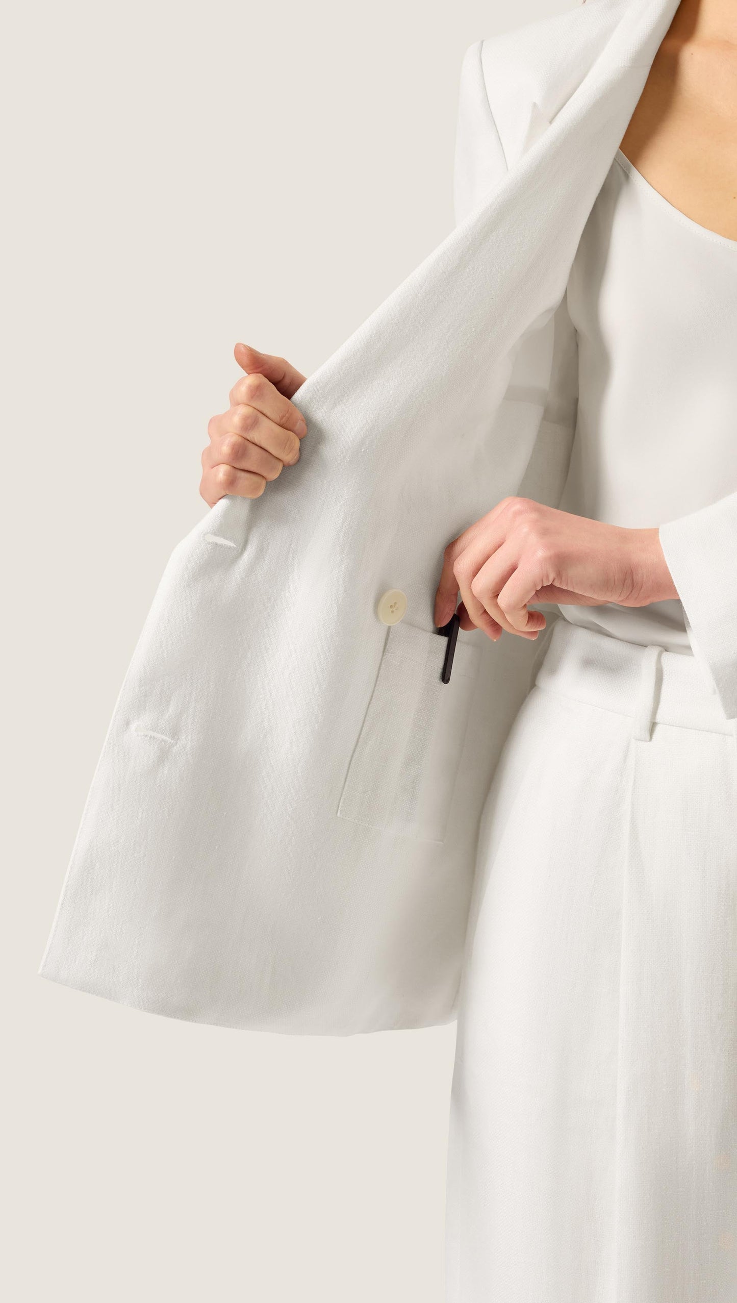 Chelsea Blazer in Viscose Linen | Ivory