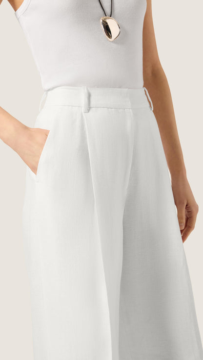 Single Pleat Trouser in Viscose Linen | Ivory