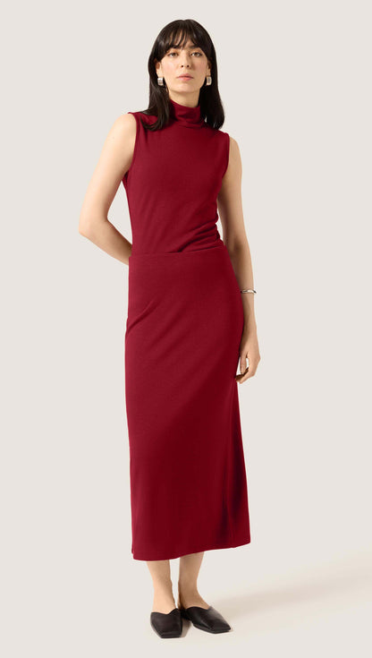 Slim Skirt in Wool Jersey | Maroon