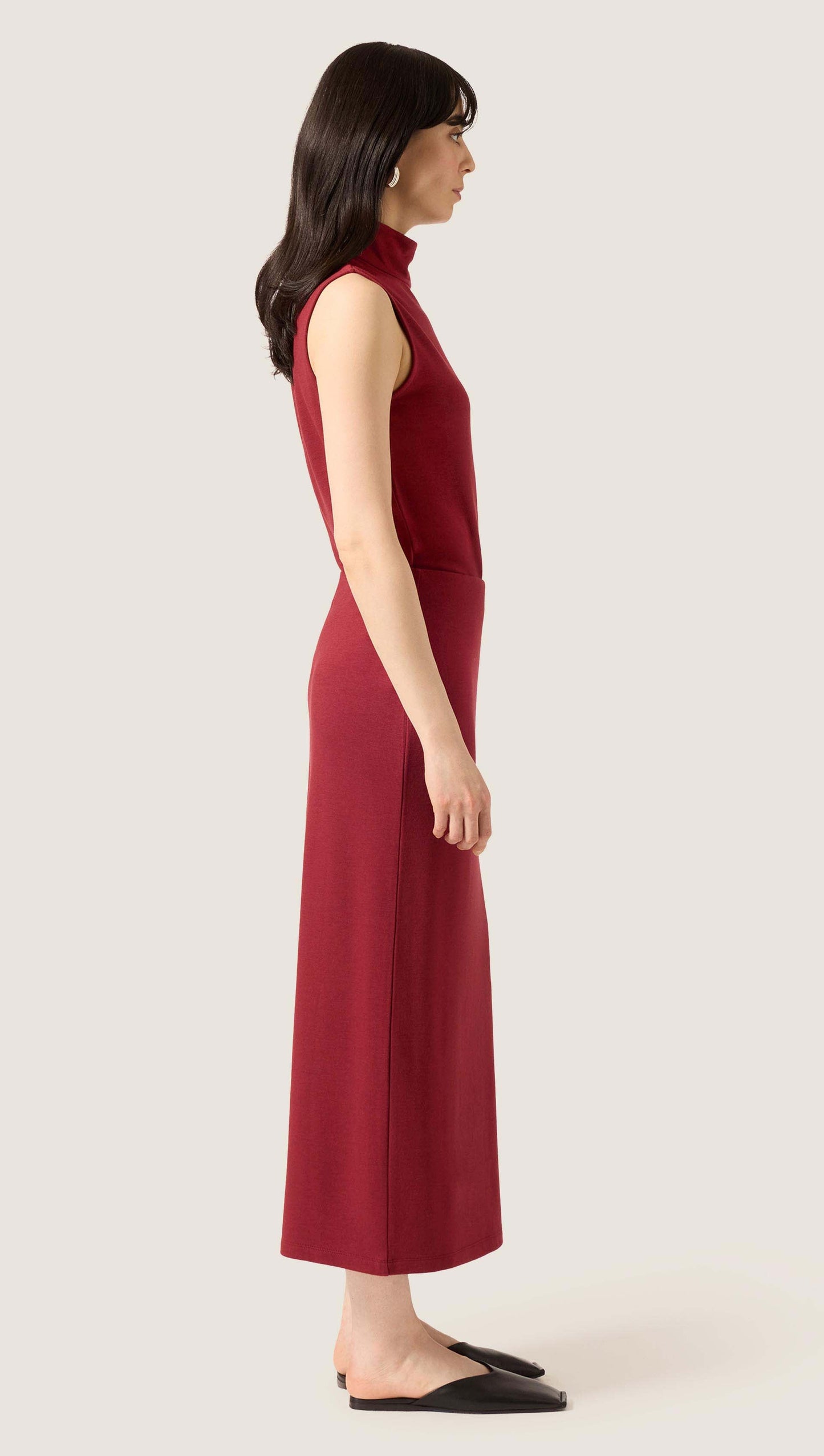 Slim Skirt in Wool Jersey | Maroon
