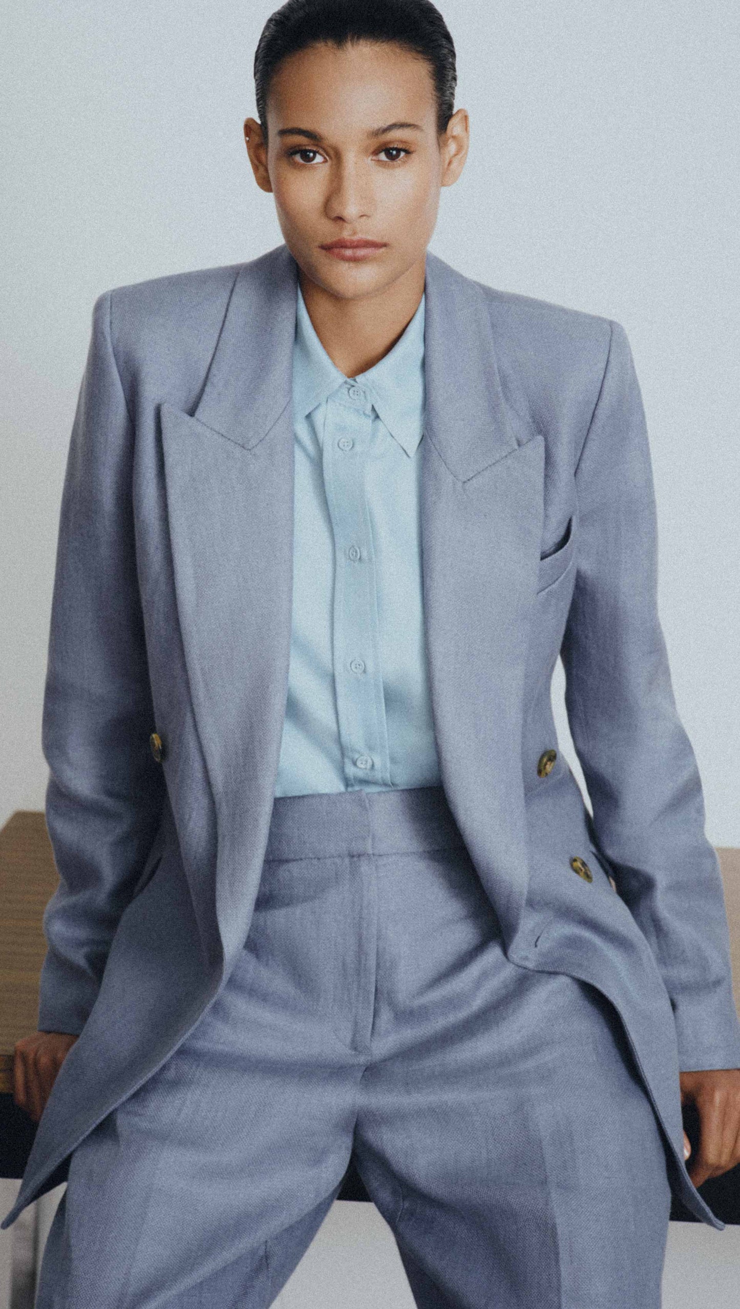 Peak Lapel Blazer in Basket Weave Linen | Blue Grey